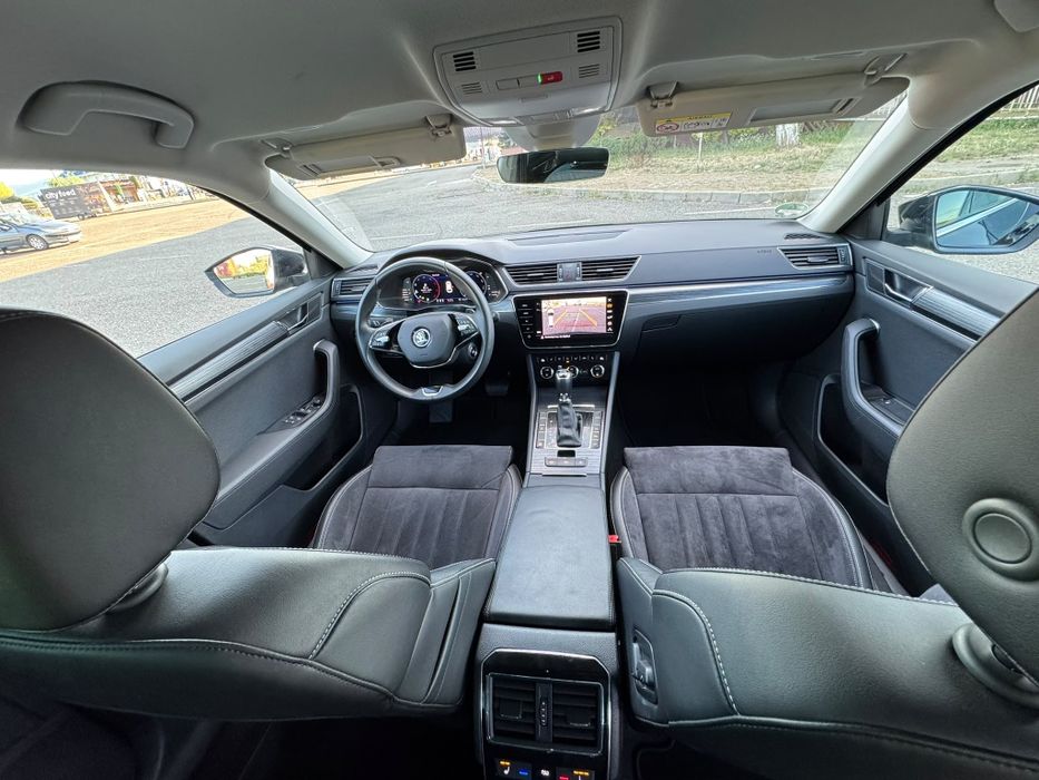 Skoda Superb  2022/Matrix/Virtual/Alcantara/Ambientale/Camera