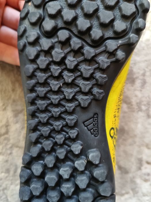 Жълти Футболни Обувки Adidas