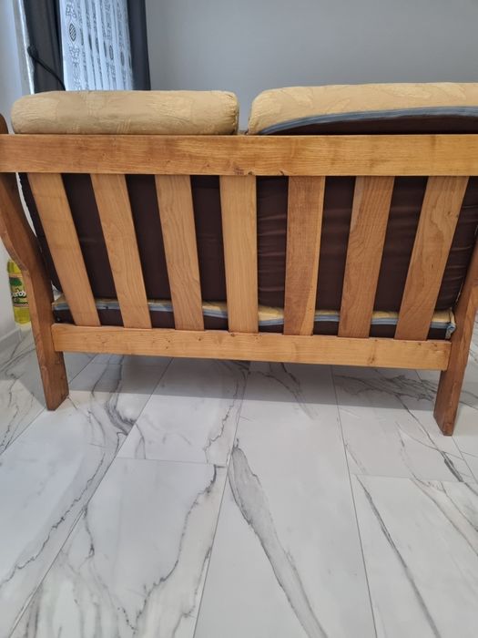 Ръчно изработени Дивани от Бряст