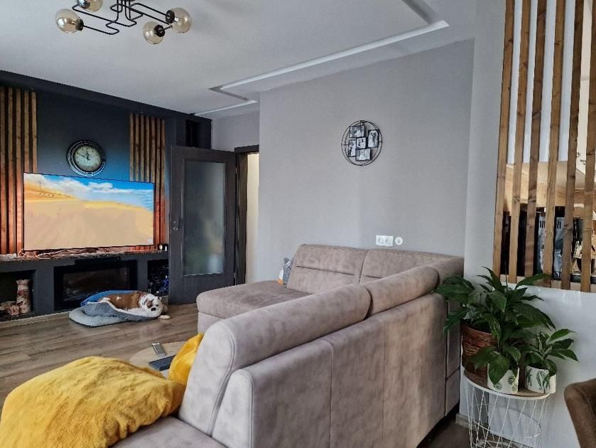 Дава се под наем Тристаен апартамент в София, Лагера - 115 кв.м за 1000 € - Снимка #2