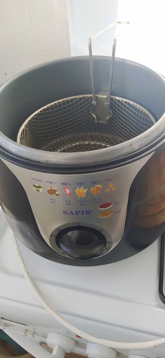 Фритюрник SAPIR SP 1980 C, 1300W, 2 литра,