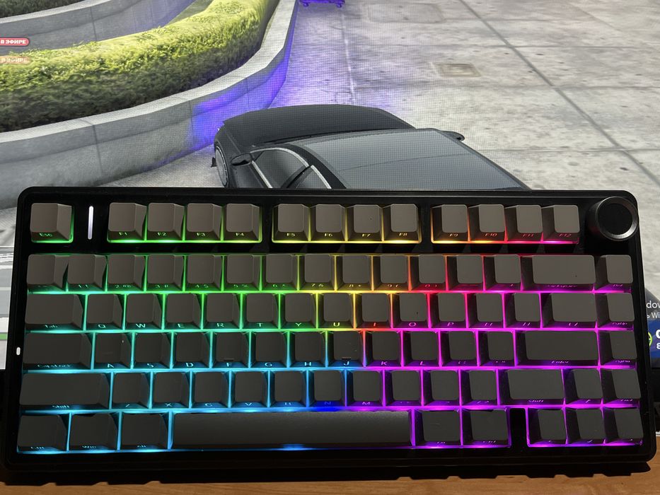 Продам aula F75