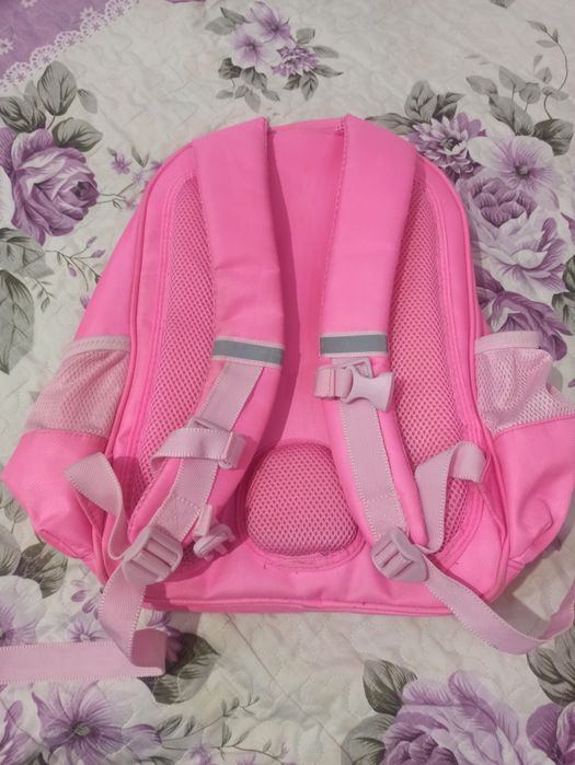 Продам.     Рюкзак.  Для   девочки