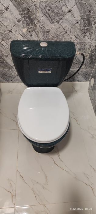 Унитаз Раковина сатылады срочно