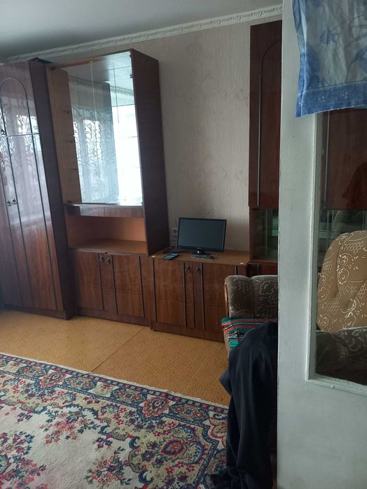 Сдам 2 х комнатную. кв н/п