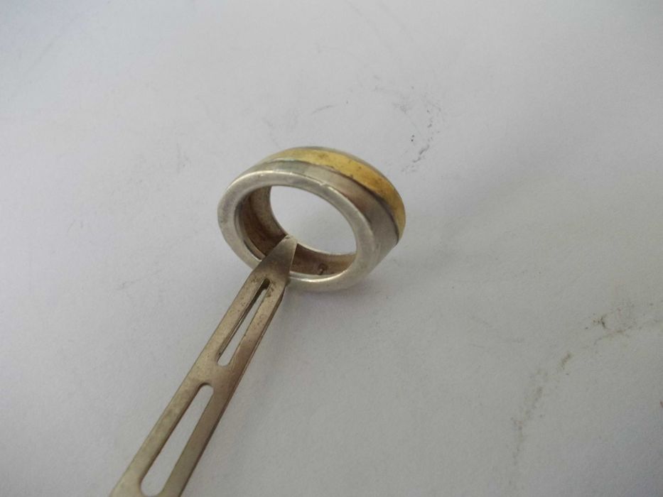 Inel vechi din argint 40