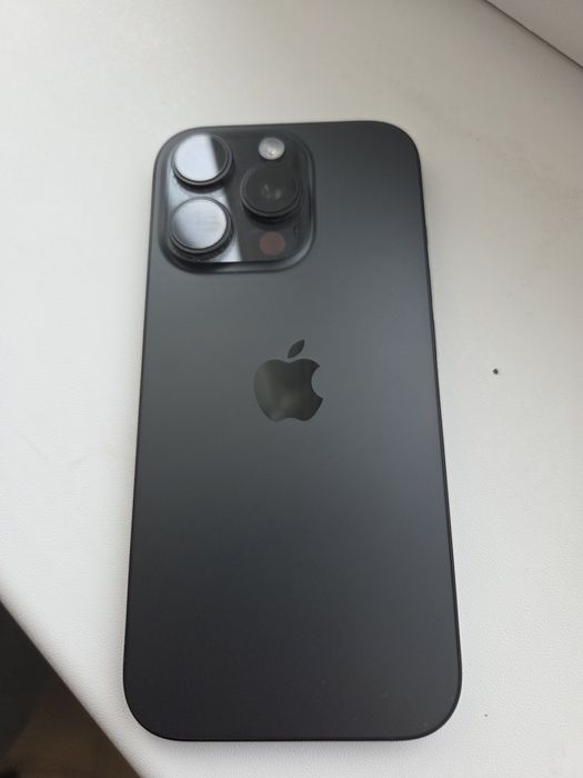 Carcasa display baterie camera mijloc iphone 16 pro