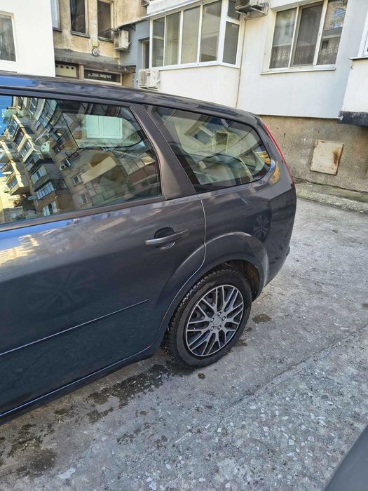 Ford Focus 2007, 131 000 км, теглич, 4 гуми + джанти