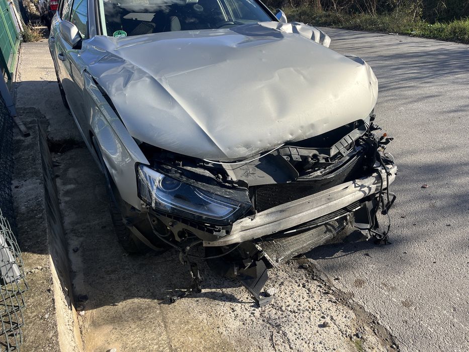 Audi A4 B8 face 2014г Quattro За части