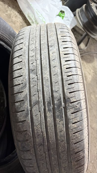 Продам. Резина Летняя 215/65 R-17 Yokohama Б/у