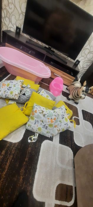 Детская ванна ,бортики,горшок игрушка