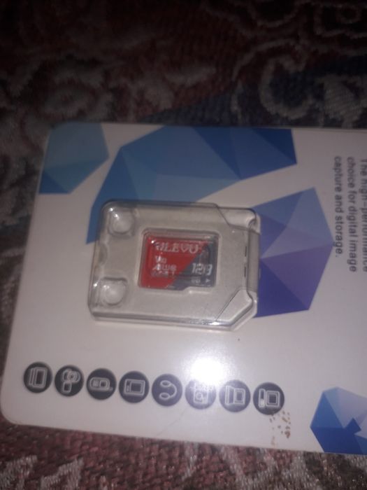 Продам айпод 5 плеер с интернетом