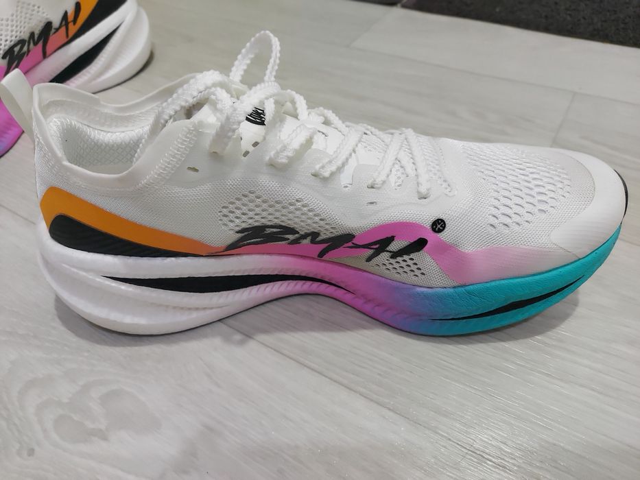 Продам Кроссовки BMAI Carbon Fly 3
