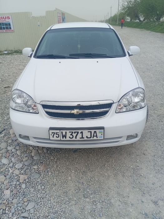 Lacette sotiladi srochni