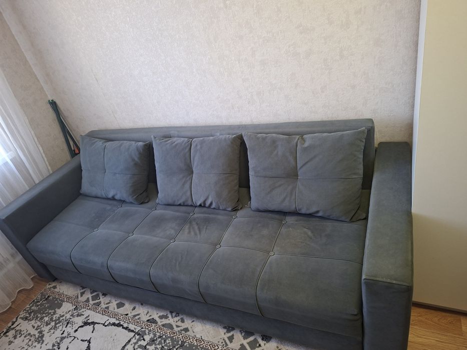 Продается диван , б/у