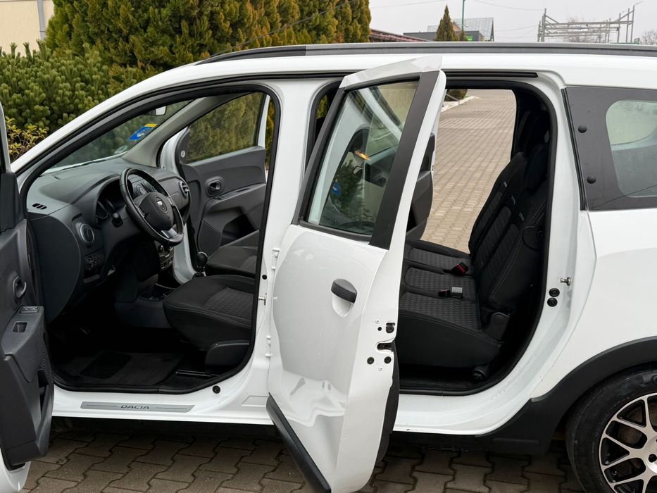 Dacia Lodgy Stepway 1.5DCi 110CP 7 Locuri