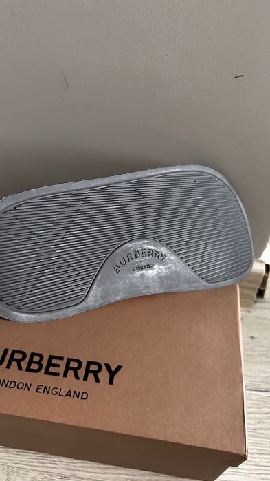 Burberry чехли номер 43(28см)
