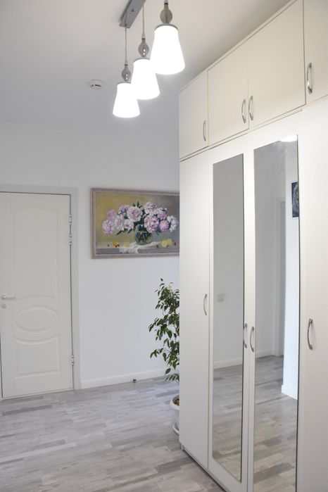 Продам 2х комн квартиру