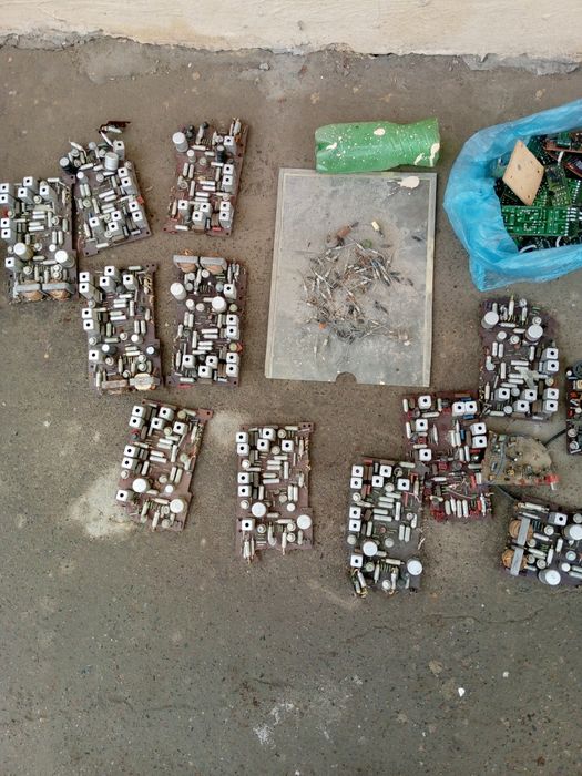 Радио-тел запчасти для продажи