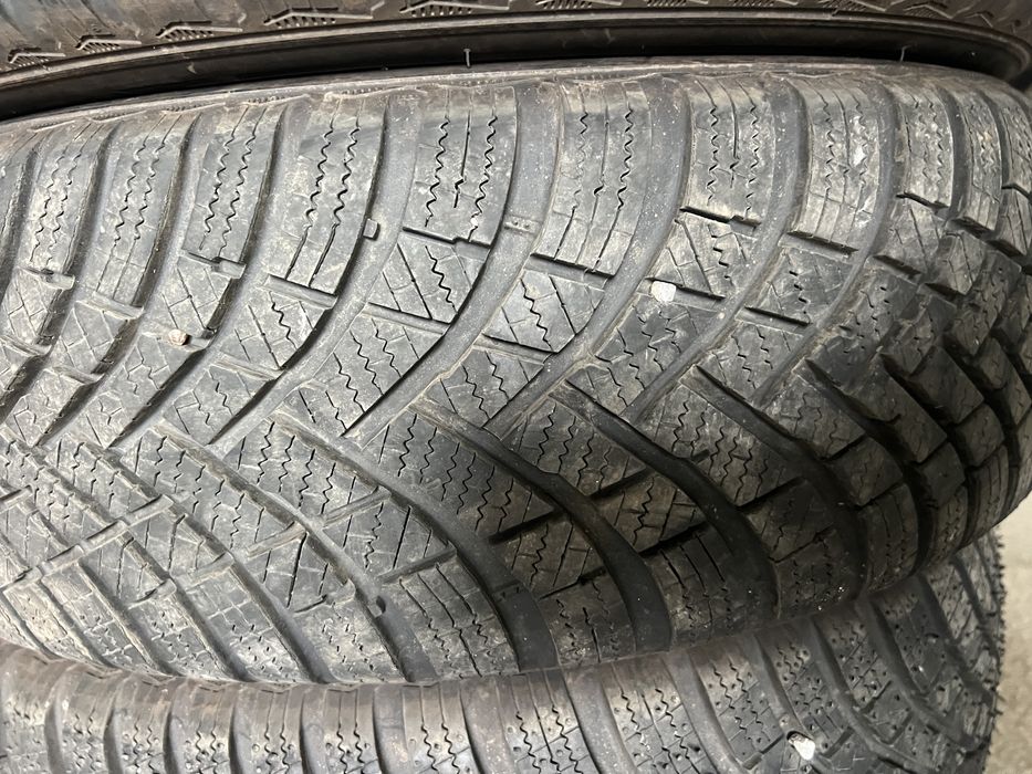 Anvelope M+S HANKOOK 195/65/15 DOT 2024