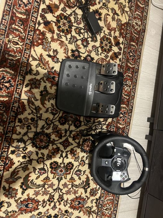 Logitech g920.