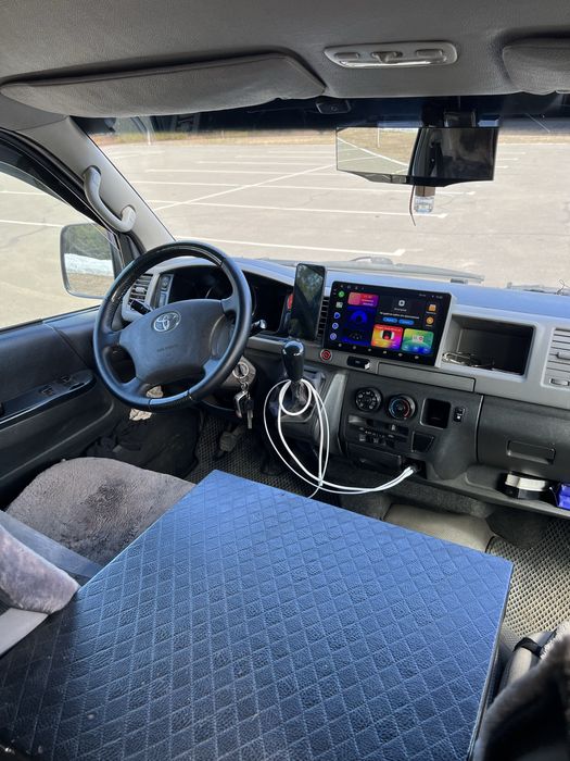 Продам toyota hiace