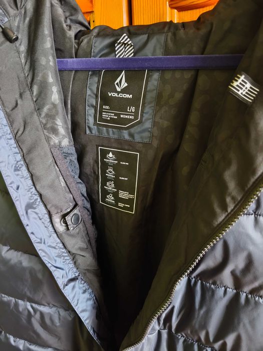 Volcom - ново дамско яке L