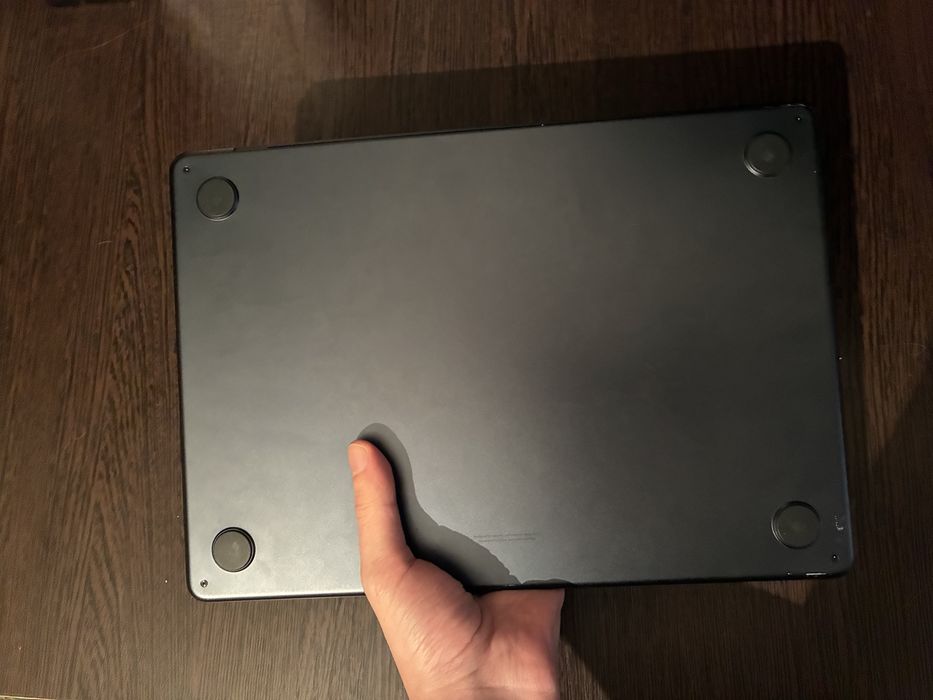 Macbook Air 13” M3 8/256GB