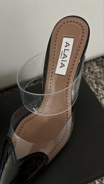 Pantofi Alaia Coeur piele naturala pe stoc