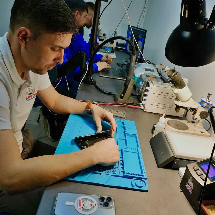 Reparații telefoane București/ Service GSM Bucuresti