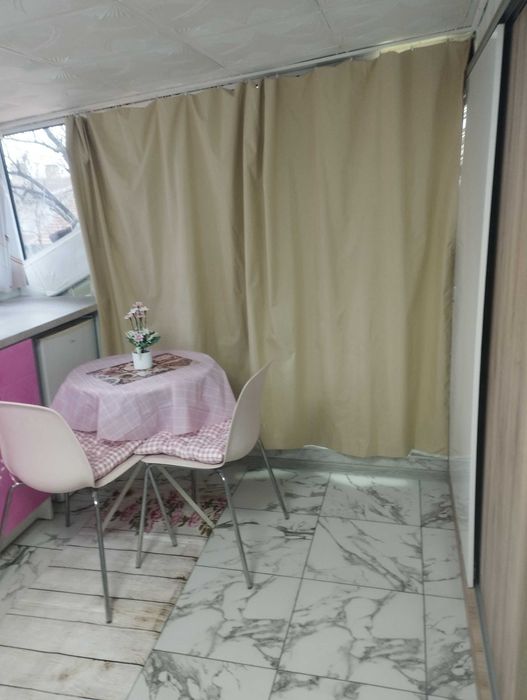 Дава се под наем Едностаен апартамент в Варна, Спортна зала - 25 кв.м за 348.84 € - Снимка #1