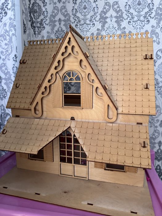 Домик деревянный