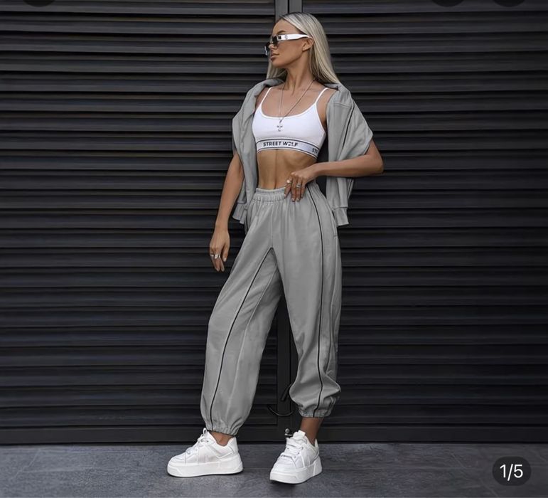 Продам новый костюм