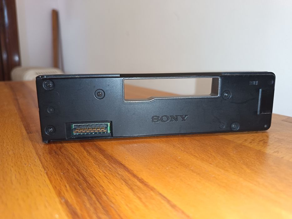 Panou Radio Sony XR-5890R netestat