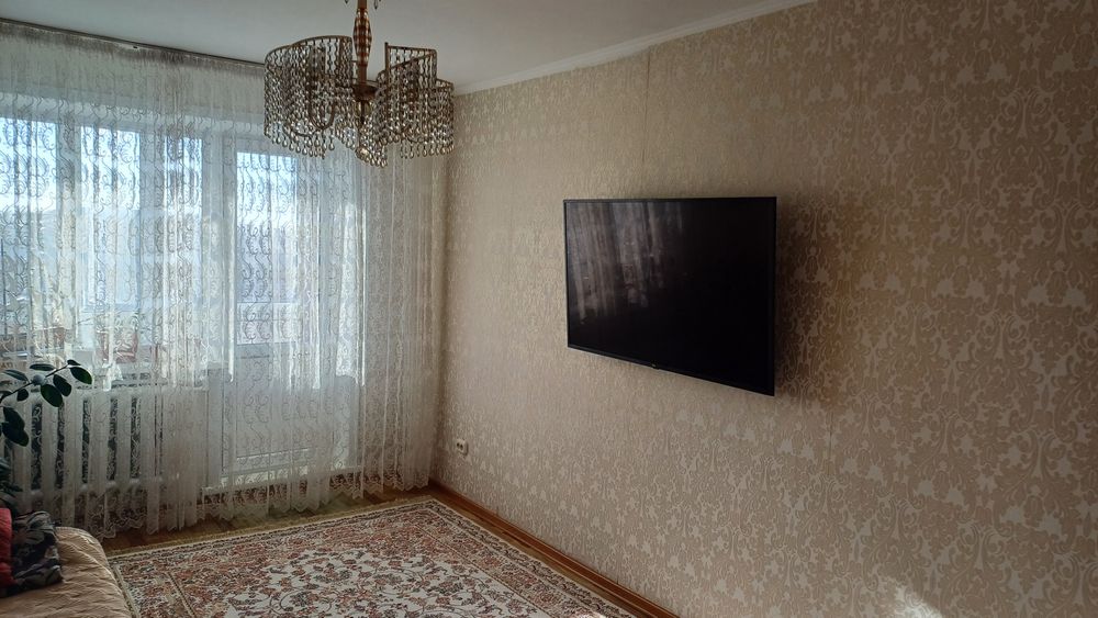 Караганда 23мкр дом 36, квартира очень тёплый солнечный старана,.