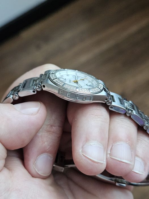 Vând sau Schimb Ceas Fendi  ,original!
