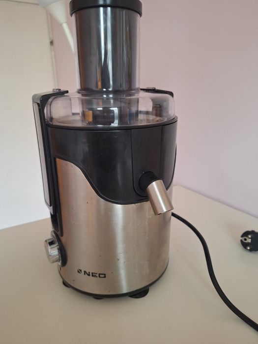 Сокоизстисквачка Neo