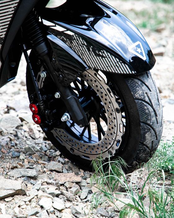 Skuter Largo motors