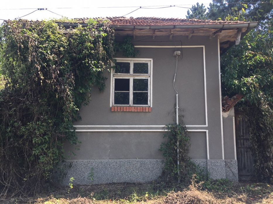 Продава се Къща в с. Побит камък, Област Разград - 100 кв.м за 128 €/кв.м - Снимка #1