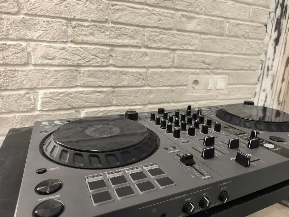 Pioneer DDJ-FLX6  DJ контролер
