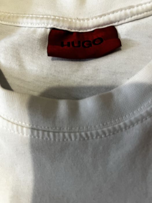 tricou hugo aproape nou