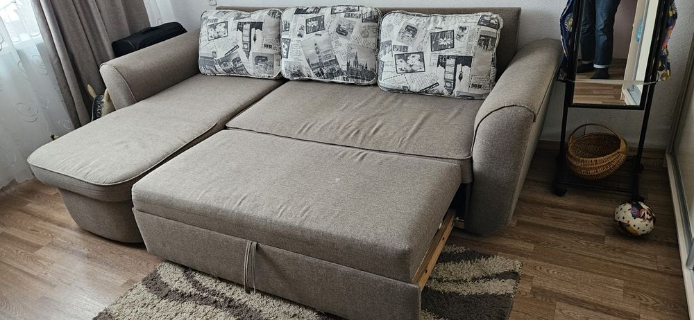 Мягкая мебель, диван