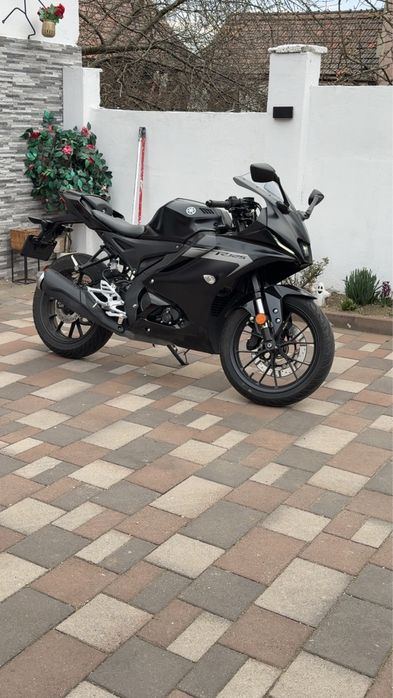 Yamaha YZF R125 generatia 4 an 2025 in garantie