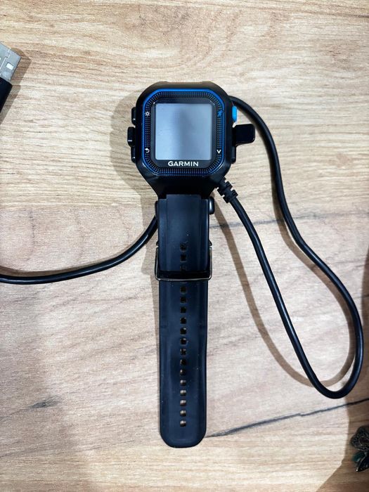 Часы спортивные Garmin