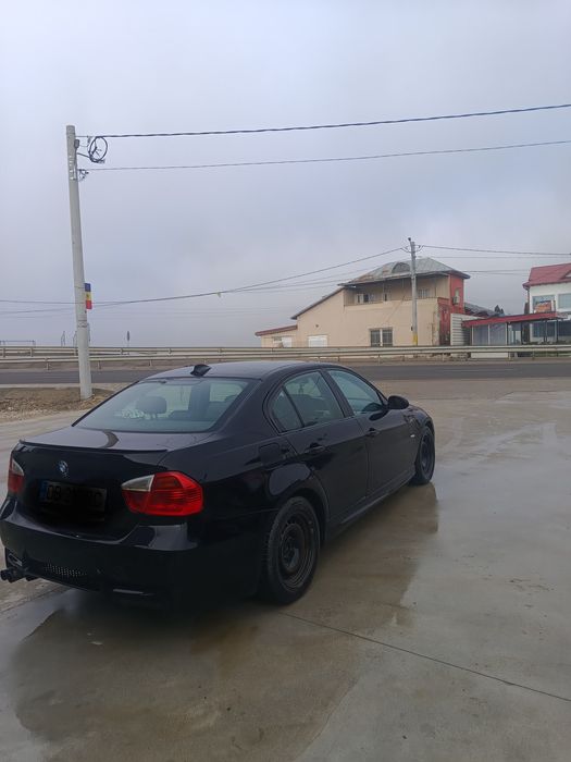 Vând bmw e90 non facelift