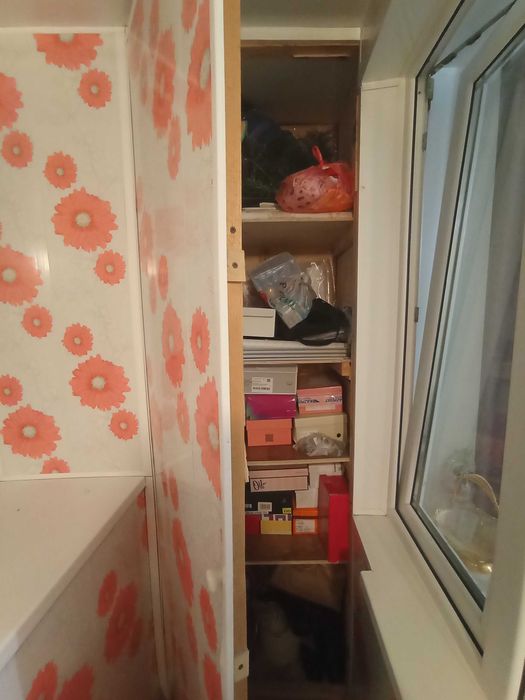 Продам 2 комн. квартиру в Уральске