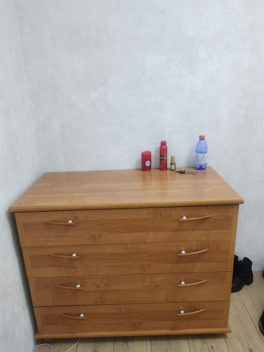 Комод б/у хорошем состоянии