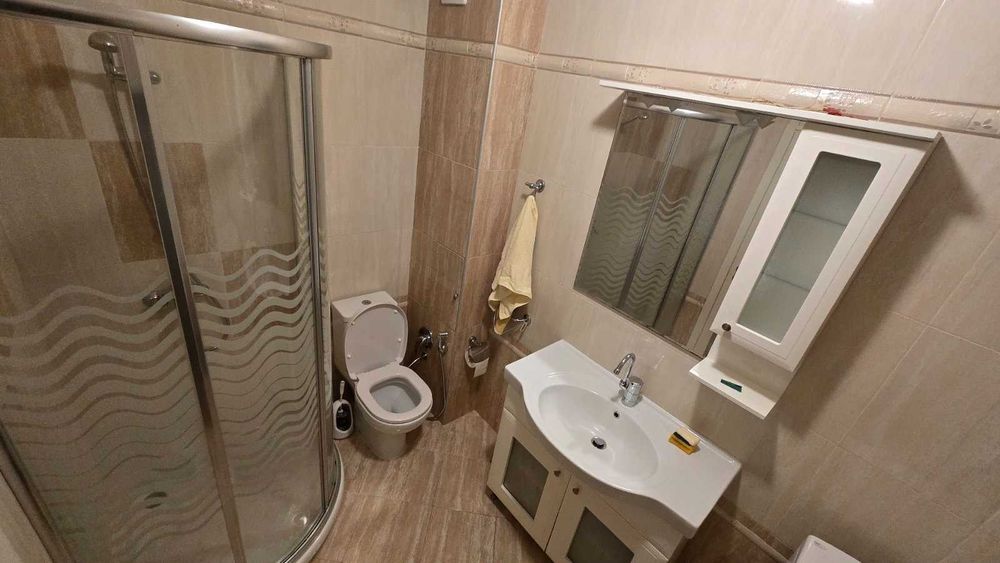 Център двустаен апартамент обзаведен