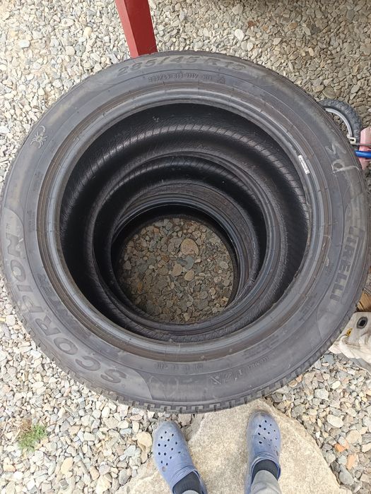 Vând  Pirelli scorpion m+s dot 2018,285/45 R19 și 255/50 R19stare buna