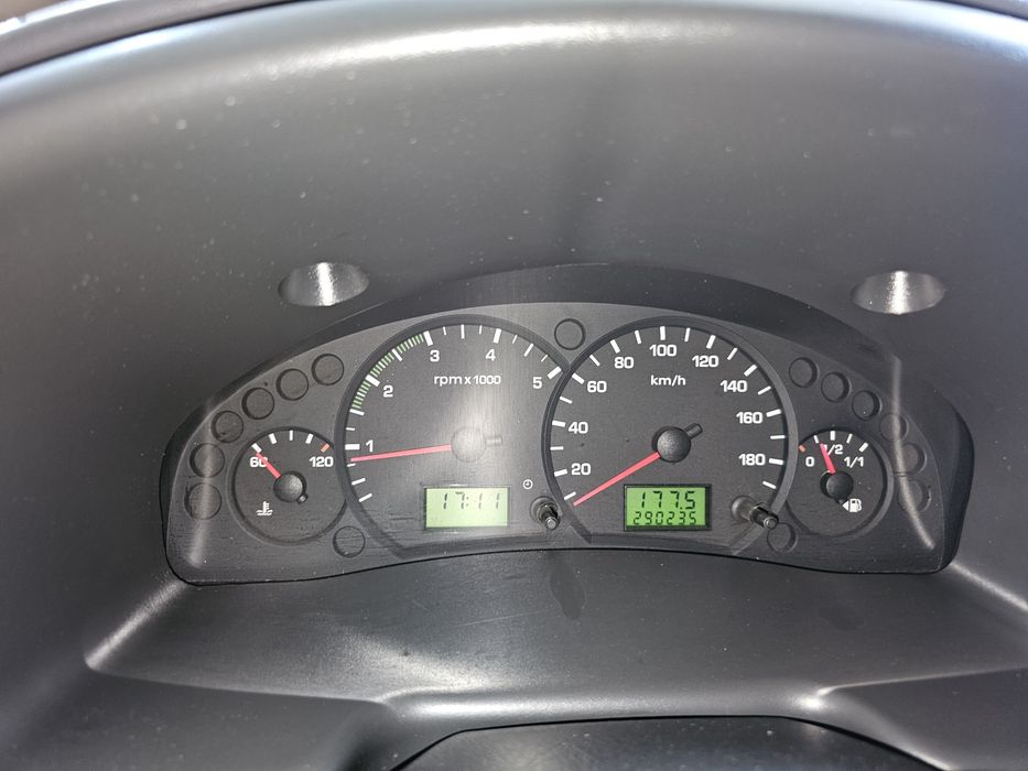 Ford Transit 2.4 101kW 2005